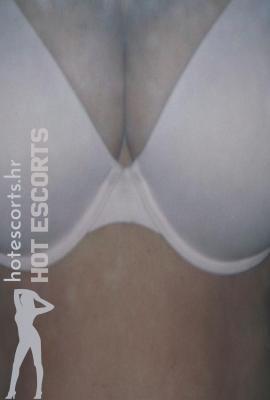 Saten Petra Escort Solin